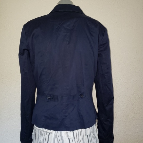 H&M Blazer - Picture 2 of 5